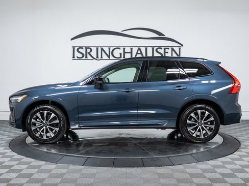 New 2025 Volvo XC60 B5 Core w/ Protection Package Premier image 8