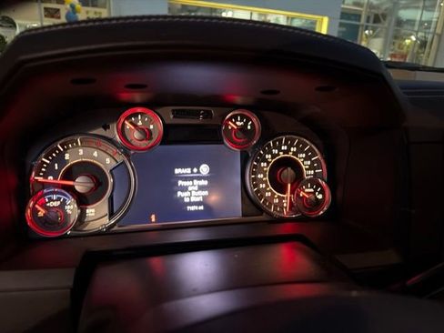 Used 2016 RAM 3500 Laramie Longhorn w/ Convenience Group AWD/4WD image 13