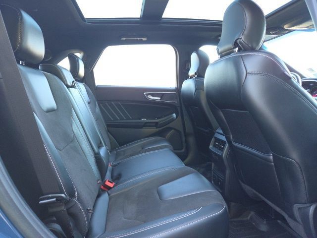 Used 2019 Ford Edge ST w/ Equipment Group 401A AWD/4WD image 20