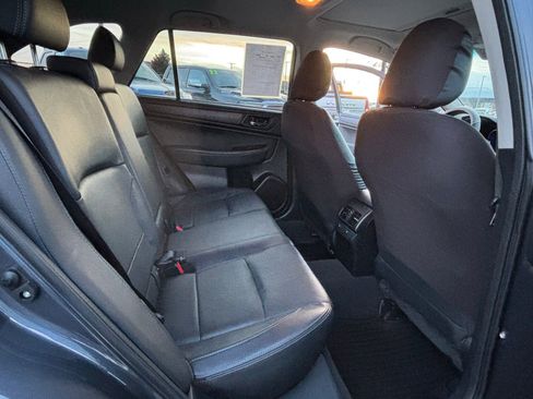 Used 2017 Subaru Outback 2.5i Limited image 24