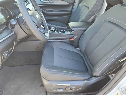 New 2026 Jeep Grand Cherokee Laredo X image 16