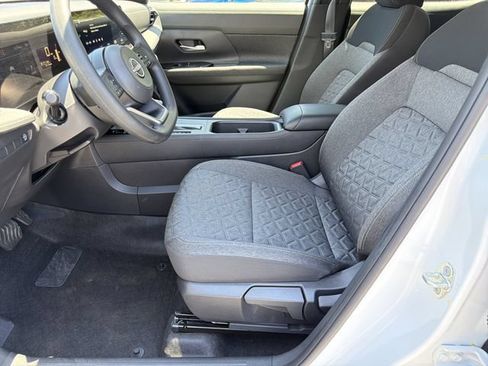 Used 2026 Nissan Kicks SV FWD image 25
