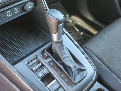 Certified 2025 Honda CR-V EX image 21