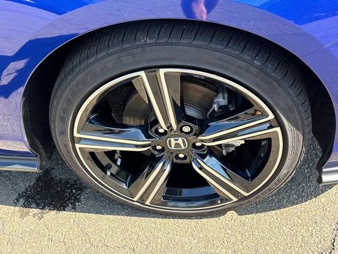 Used 2025 Honda Accord Sport image 7