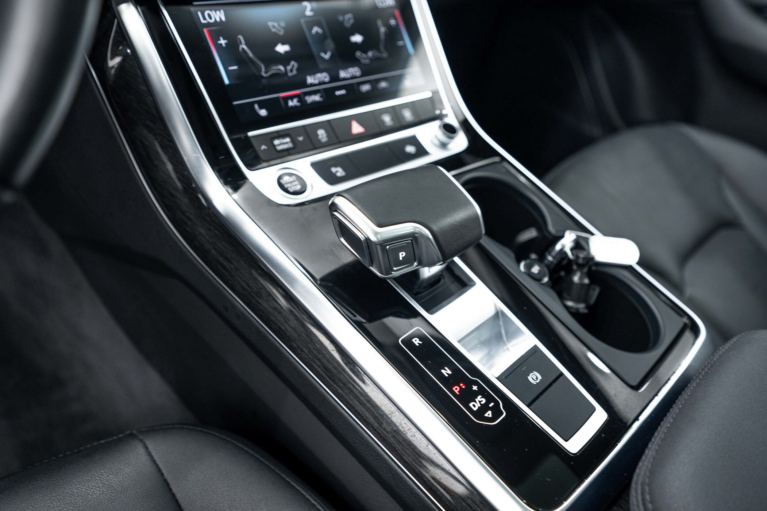 Certified 2023 Audi Q7 3.0T Premium w/ Convenience Package AWD/4WD image 11