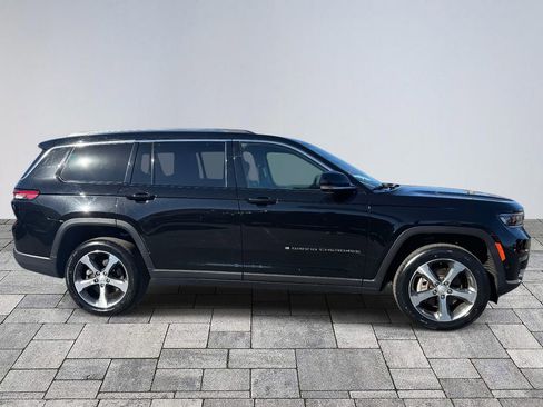 Used 2023 Jeep Grand Cherokee L Limited w/ Luxury Tech Group II image 8