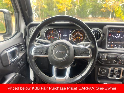 Used 2020 Jeep Gladiator Overland image 18