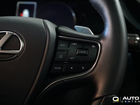 Used 2022 Lexus ES 300h FWD image 18