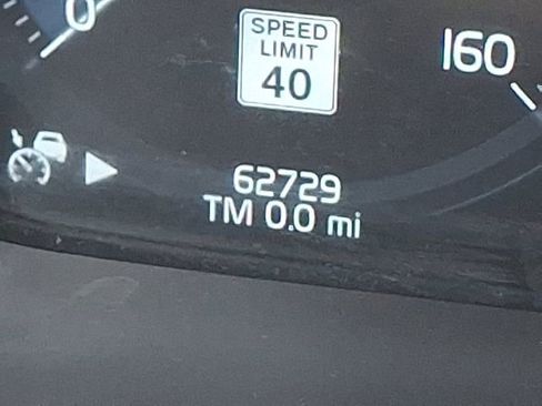 Used 2022 Volvo XC90 T5 Momentum w/ Climate Package image 22