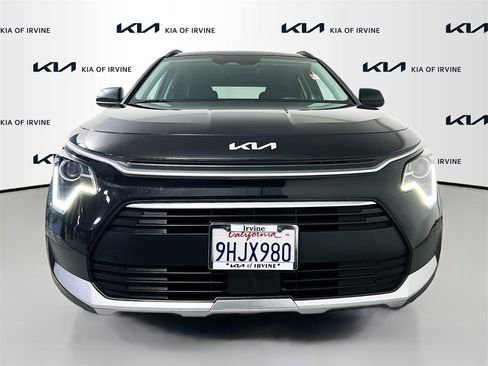 Certified 2023 Kia Niro EX image 2