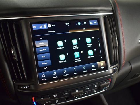 Certified 2022 Maserati Levante Modena image 30