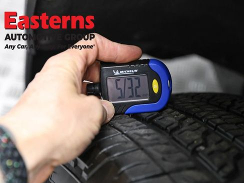 Used 2024 Chevrolet Colorado W/T image 24