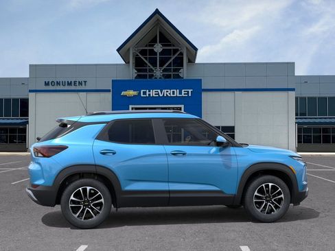 New 2026 Chevrolet TrailBlazer LT w/ Driver Confidence Package FWD image 5