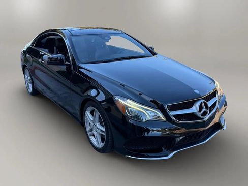 Used 2016 Mercedes-Benz E 400 Coupe image 3