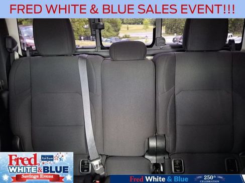 Used 2021 Jeep Gladiator Sport AWD/4WD image 19