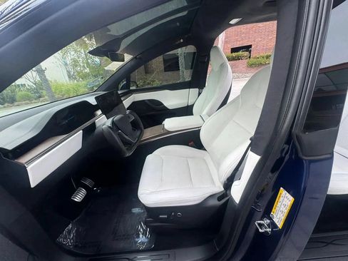 Used 2022 Tesla Model X AWD/4WD image 14