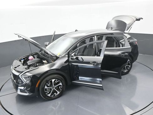 Used 2025 Kia Sportage EX image 66