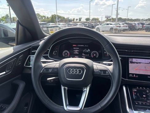 Used 2023 Audi Q8 Prestige w/ Prestige Package AWD/4WD image 14