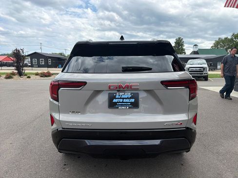 Used 2026 GMC Terrain AT4 w/ LPO, Floor Liner Package AWD/4WD image 5