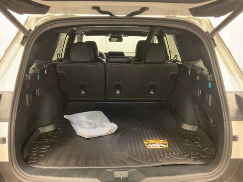 New 2026 Subaru Outback Wilderness w/ Wilderness Package AWD/4WD image 23
