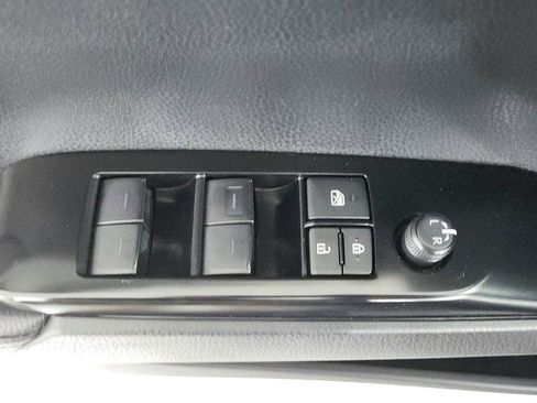 Used 2026 Toyota Camry XSE FWD image 17
