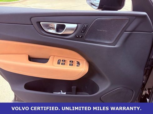 Certified 2023 Volvo XC60 B5 Ultimate w/ Climate Package FWD image 16