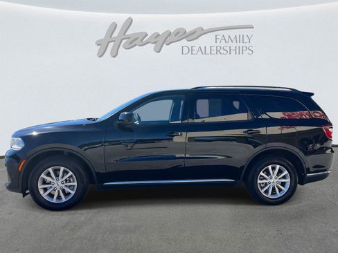 Used 2024 Dodge Durango SXT image 32