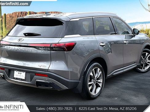 Used 2025 INFINITI QX60 Luxe w/ Vision Package image 2