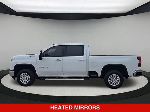 Used 2024 Chevrolet Silverado 2500 LT AWD/4WD image 5