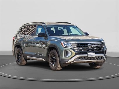 New 2025 Volkswagen Atlas Peak Edition SE