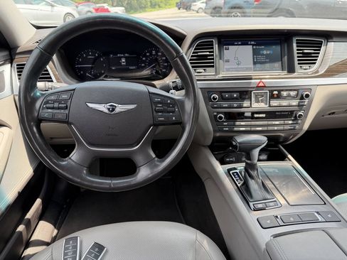 Used 2019 Genesis G80 3.8 AWD/4WD image 6