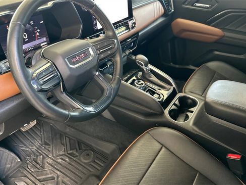 Used 2023 GMC Canyon AT4 w/ AT4 Premium Package image 12