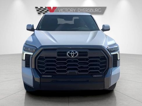 New 2026 Toyota Tundra Limited AWD/4WD image 3