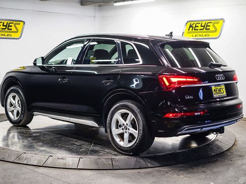Used 2021 Audi Q5 Premium image 2