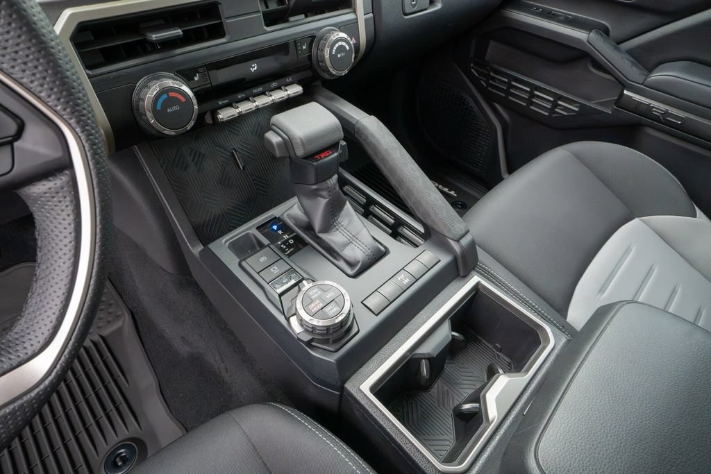 Used 2025 Toyota Tacoma TRD Off-Road AWD/4WD image 13