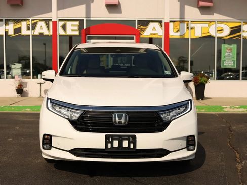 Used 2024 Honda Odyssey Touring image 2
