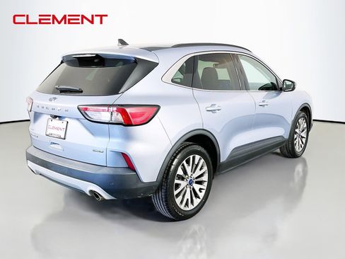 Used 2022 Ford Escape Titanium AWD/4WD image 7