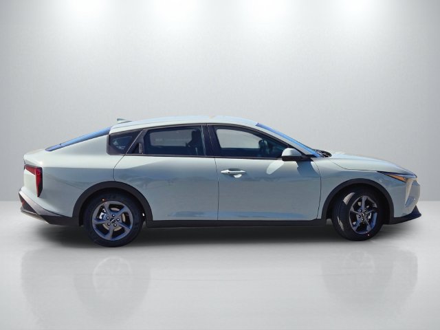 New 2026 Kia K4 FWD image 5
