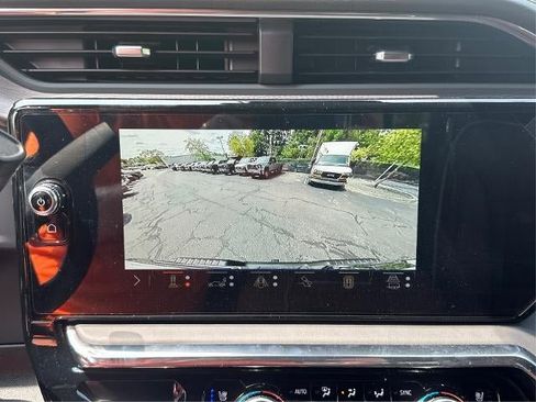 New 2025 GMC Sierra 2500 Denali Ultimate w/ Snow Plow Prep/Camper Package image 18