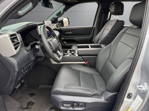 Used 2025 Toyota Tundra Limited w/ TRD Off-Road Package image 16