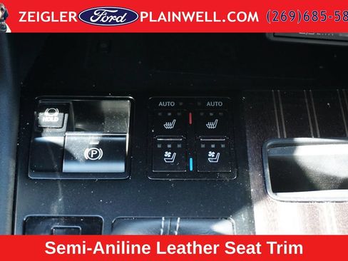 Used 2022 Lexus RX 450h AWD w/ Luxury Package image 22