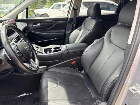 Used 2022 Hyundai Santa Fe SEL w/ Convenience + Premium Package FWD image 12