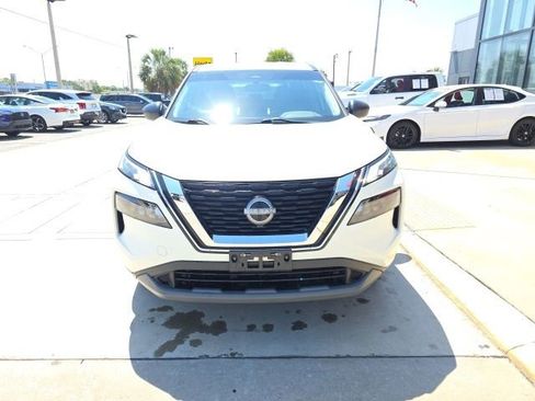 Used 2023 Nissan Rogue S FWD image 9