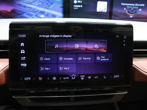 Certified 2024 Lincoln Nautilus Black Label w/ Jet Appearance Package (87T) image 19