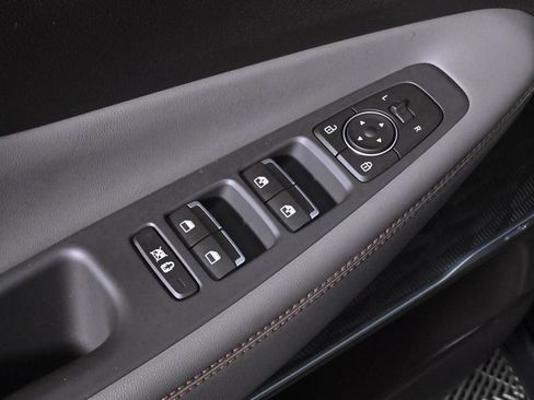 Used 2020 Hyundai Santa Fe Limited image 21