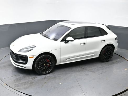 Used 2023 Porsche Macan GTS AWD/4WD image 19
