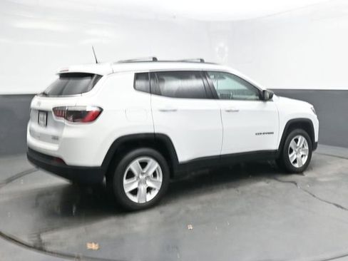 Used 2022 Jeep Compass Latitude image 7