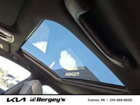 Used 2023 Kia Stinger GT-Line w/ Sun & Sound Package image 17