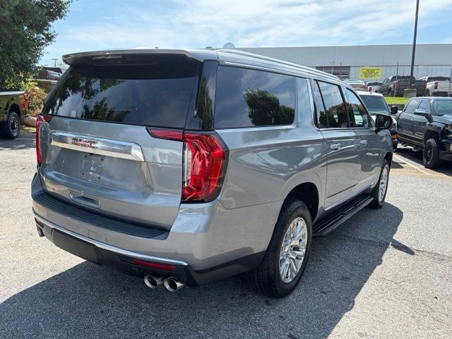 Used 2023 GMC Yukon XL Denali AWD/4WD image 5