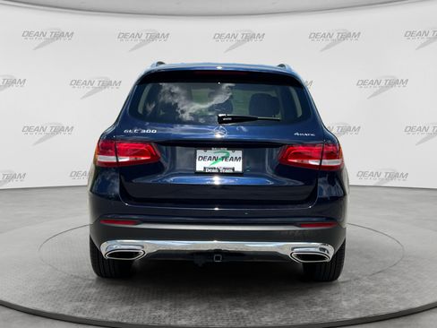 Used 2017 Mercedes-Benz GLC 300 4MATIC image 6